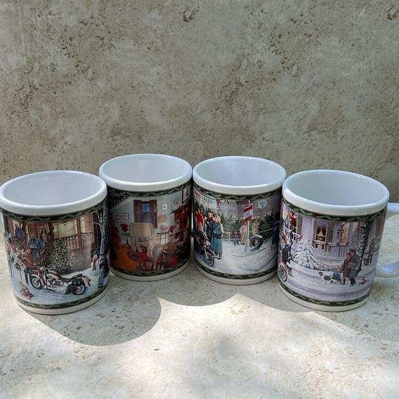 Harley Davidson set of 4 Holiday Christmas Mugs - Picture 1 of 10
